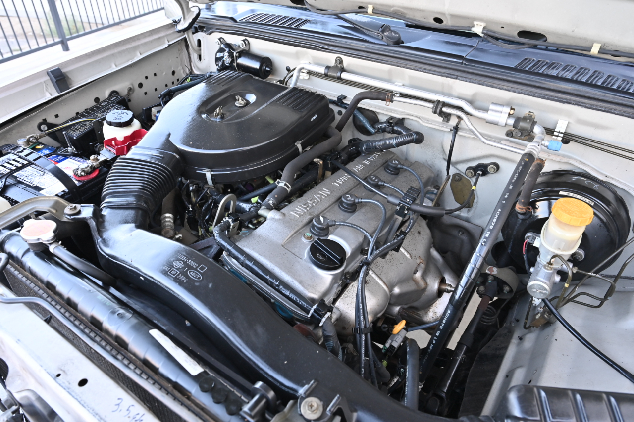 Nissan Frontier 2WD XE King Cab I4 Auto 2001