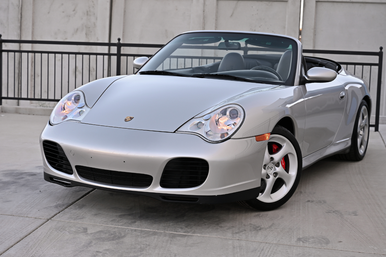 Porsche 911  2004