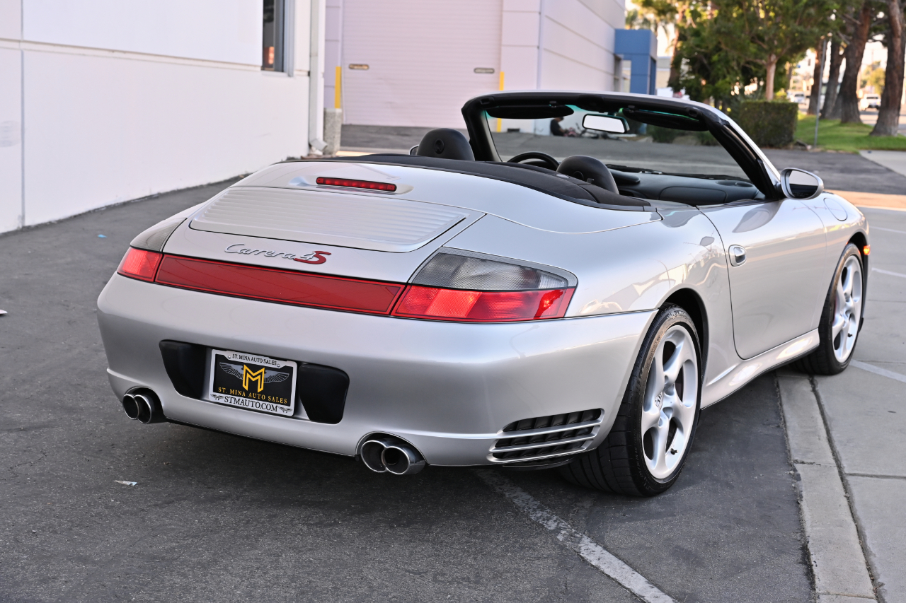 Porsche 911  2004