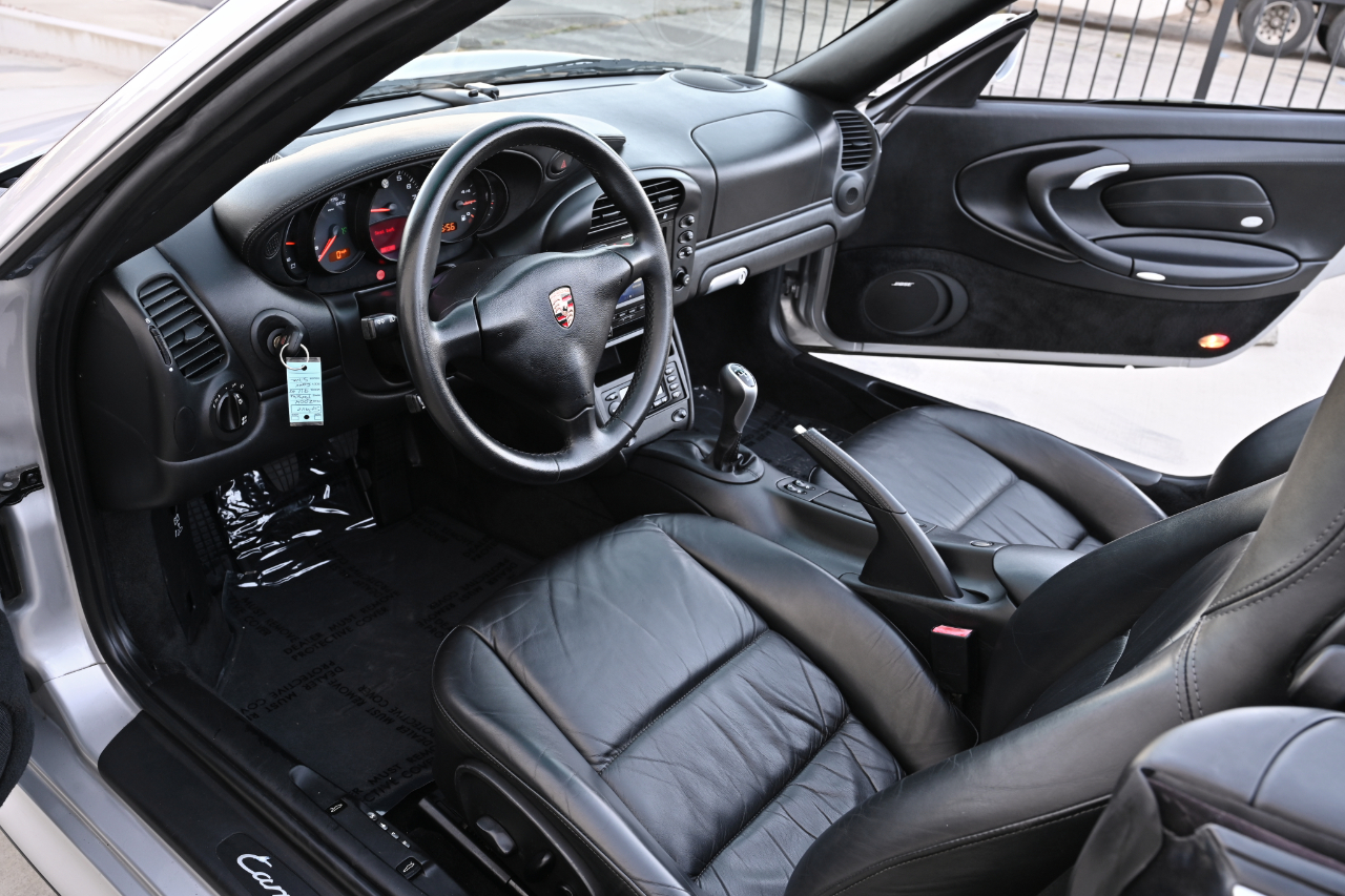 Porsche 911  2004
