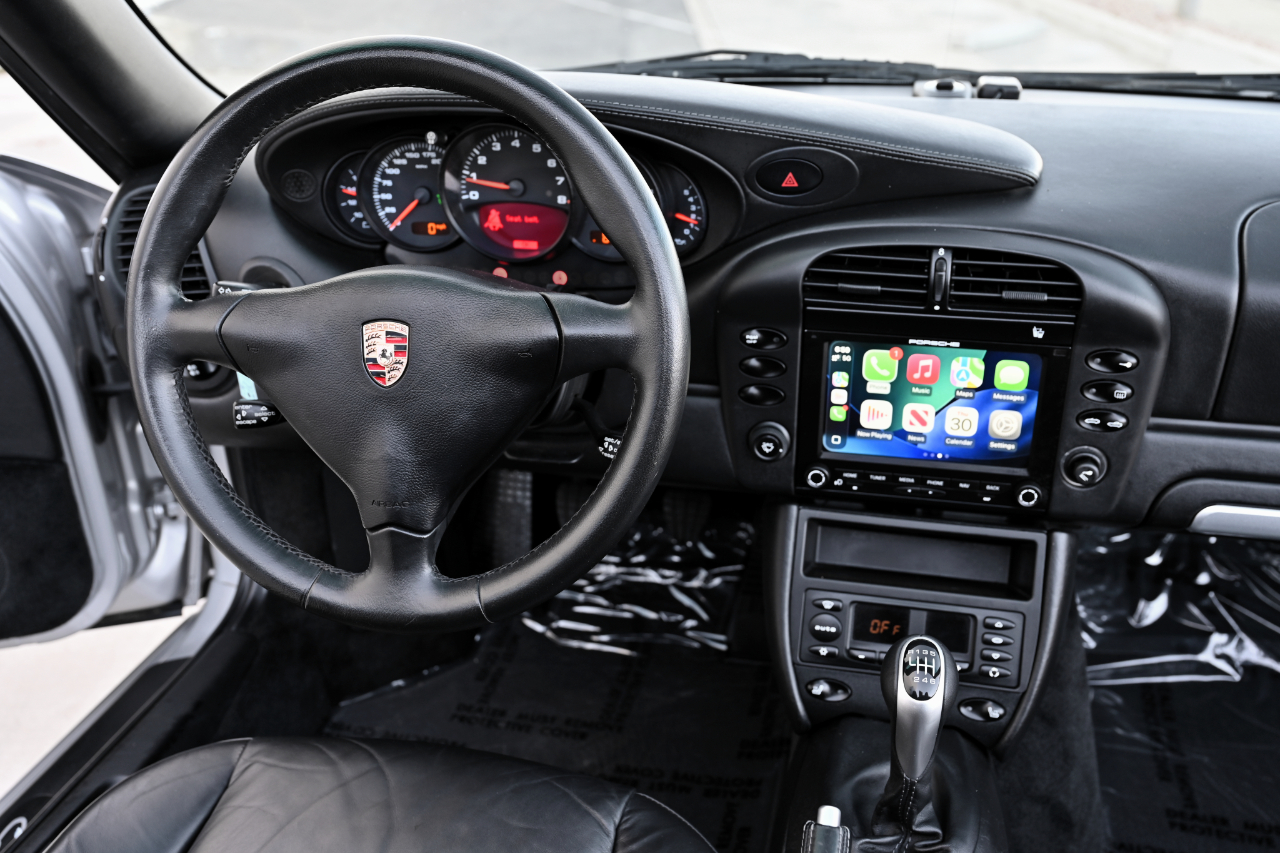 Porsche 911  2004