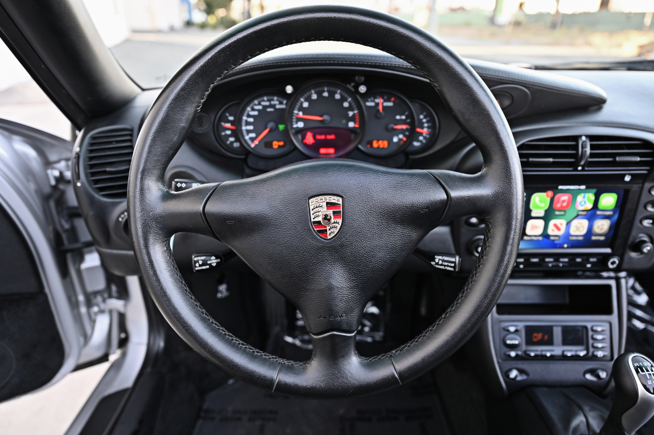 Porsche 911  2004
