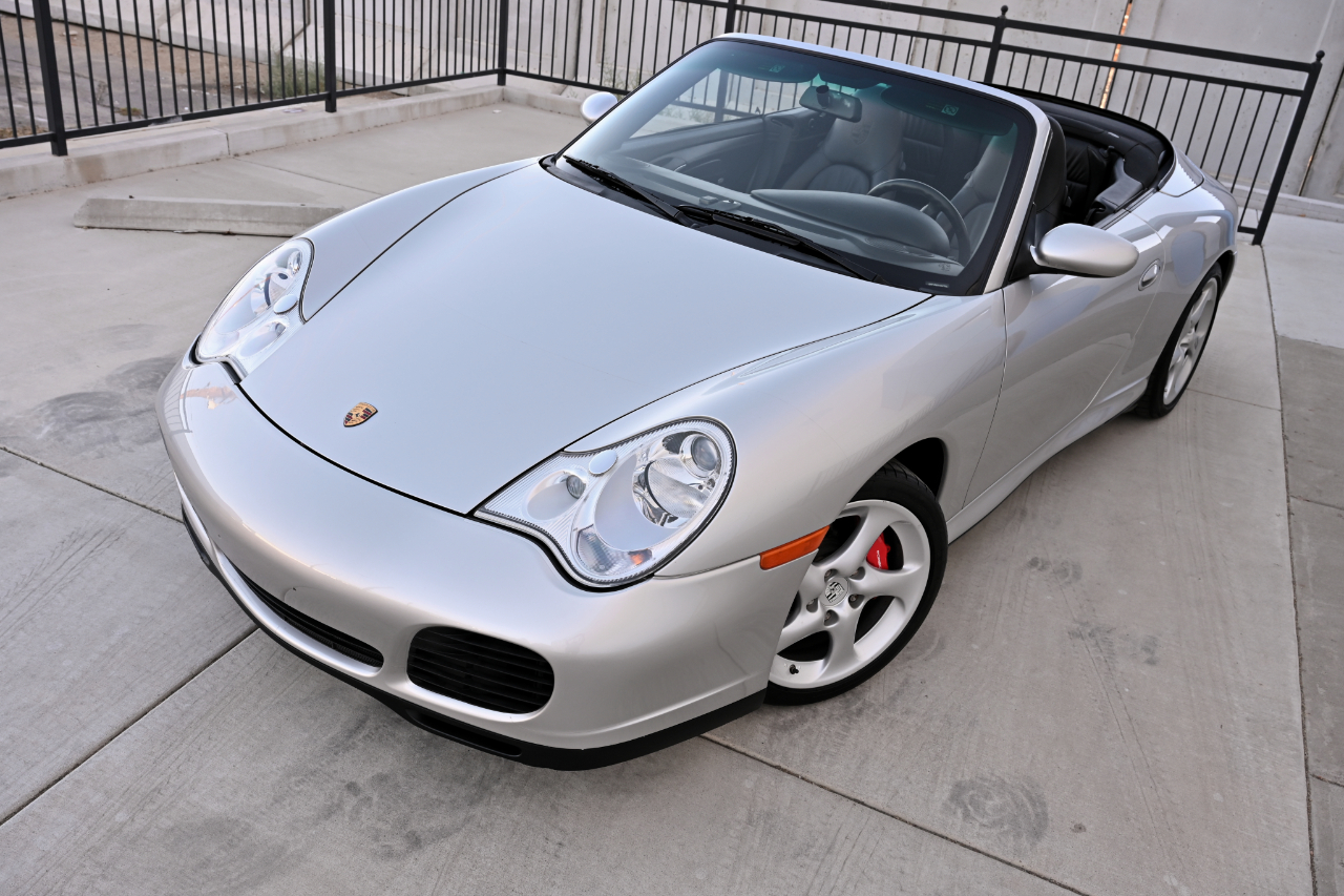 Porsche 911  2004