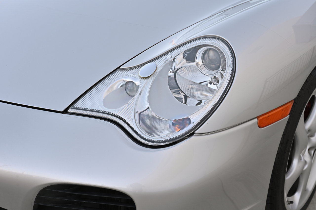 Porsche 911  2004