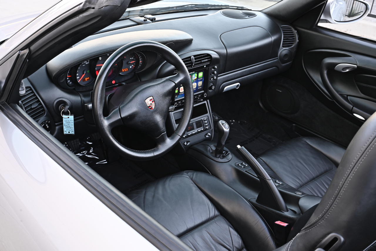 Porsche 911  2004