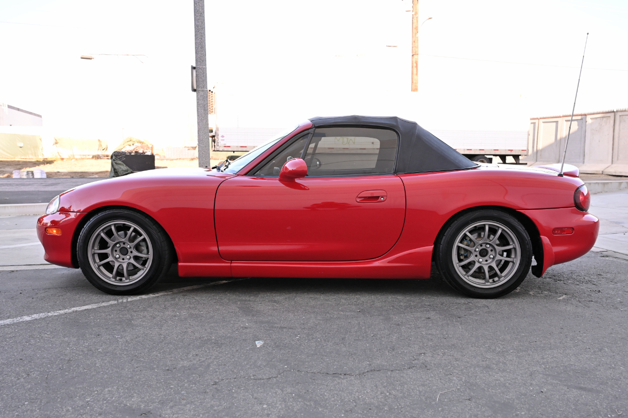 Mazda MX-5 Miata  2001