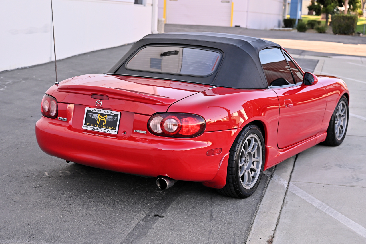 Mazda MX-5 Miata  2001