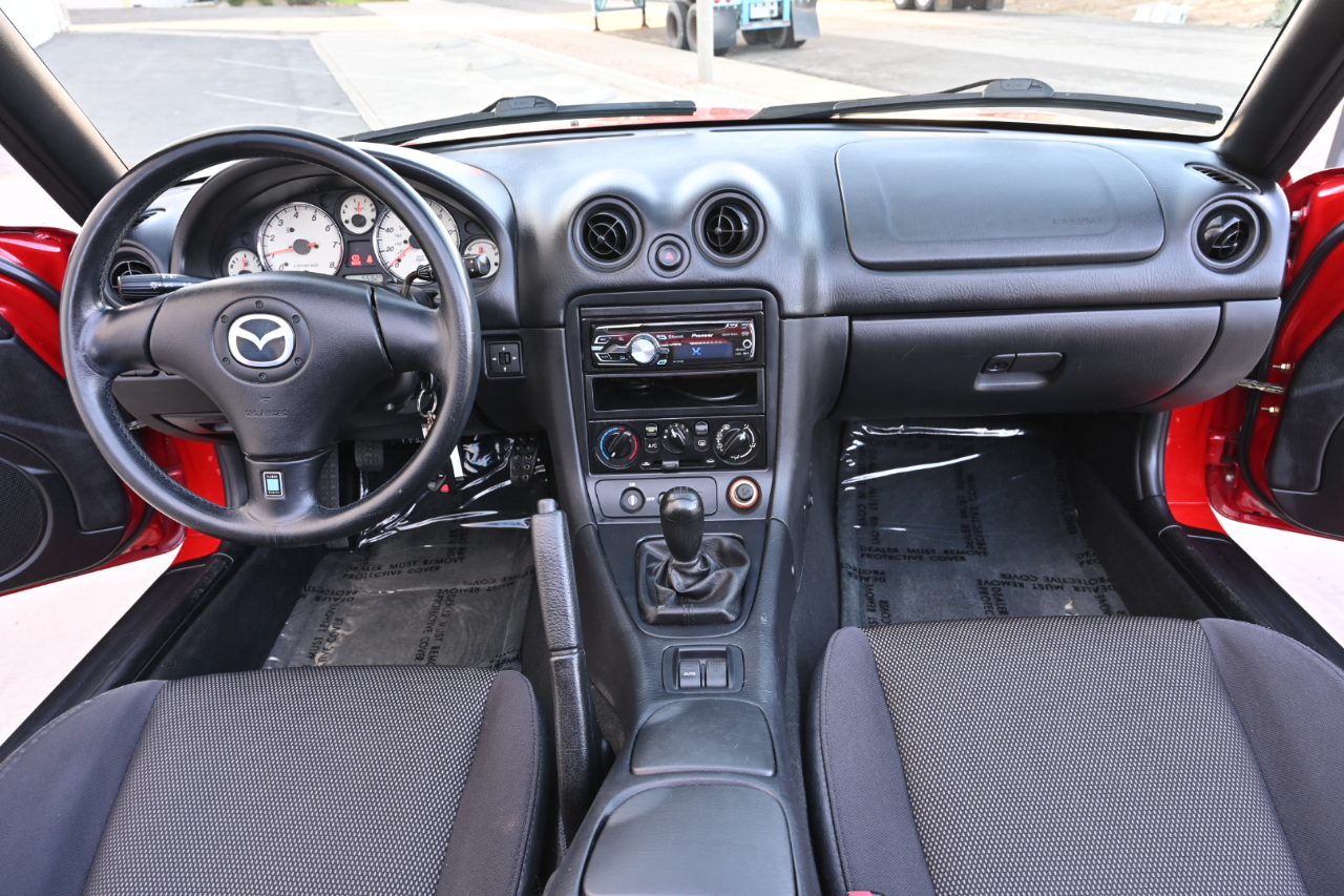 Mazda MX-5 Miata  2001