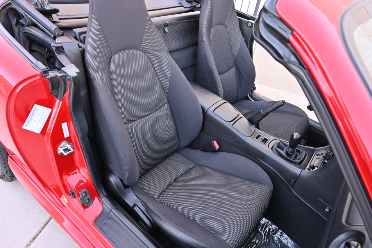Mazda MX-5 Miata  2001