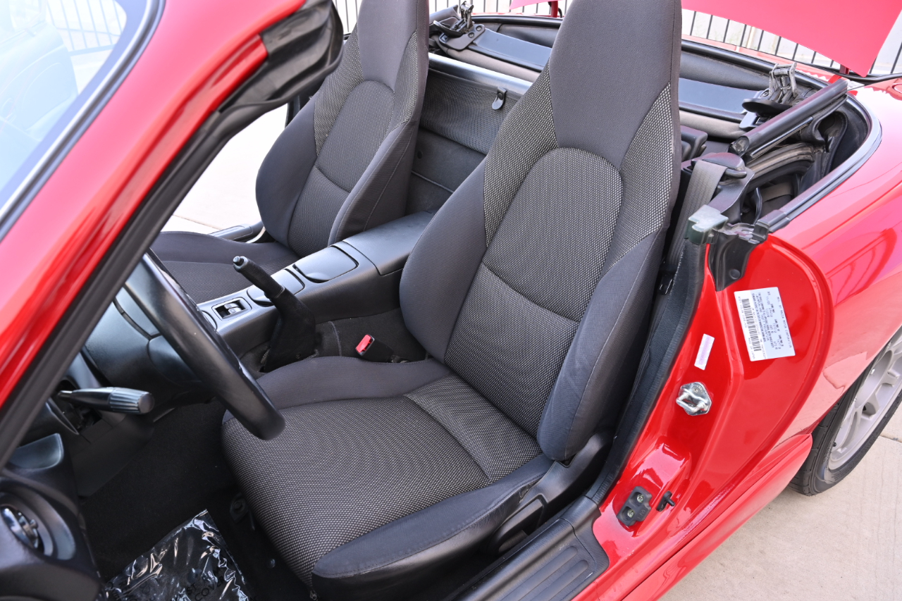 Mazda MX-5 Miata  2001
