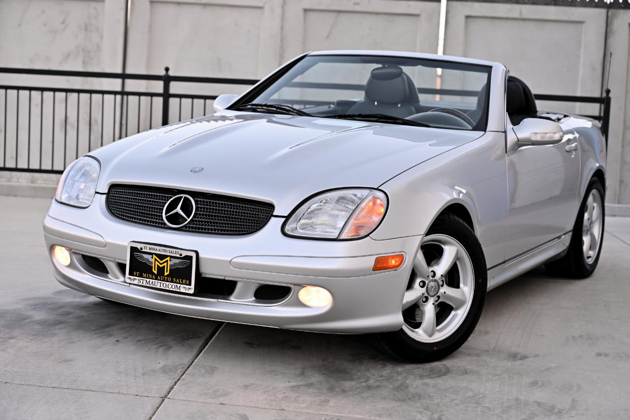 Mercedes-Benz SLK-Class 2dr Roadster 3.2L 2002