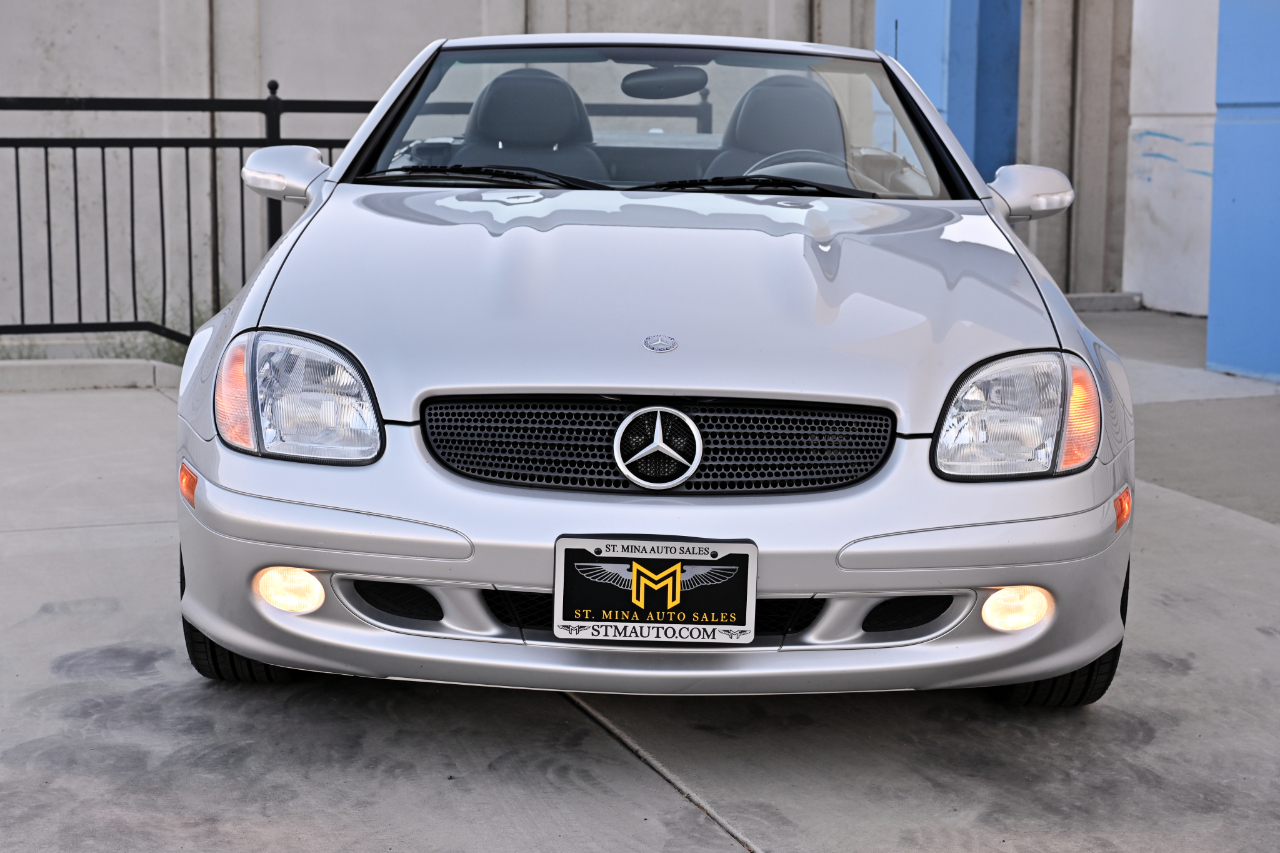 Mercedes-Benz SLK-Class 2dr Roadster 3.2L 2002