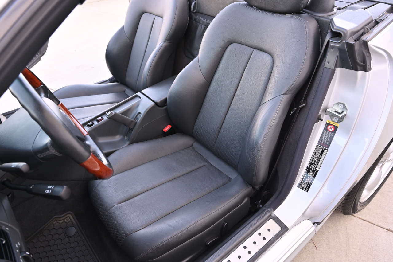 Mercedes-Benz SLK-Class 2dr Roadster 3.2L 2002