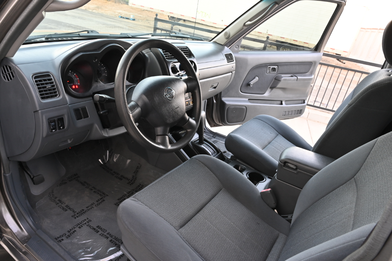 Nissan Frontier 2WD XE King Cab V6 Auto Desert Runner 2003