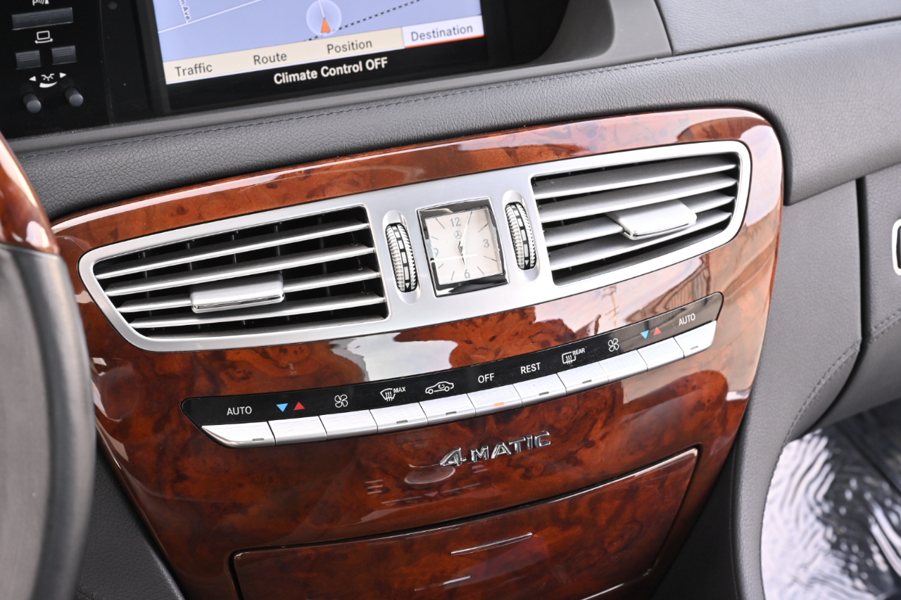 Mercedes-Benz CL-Class  2010