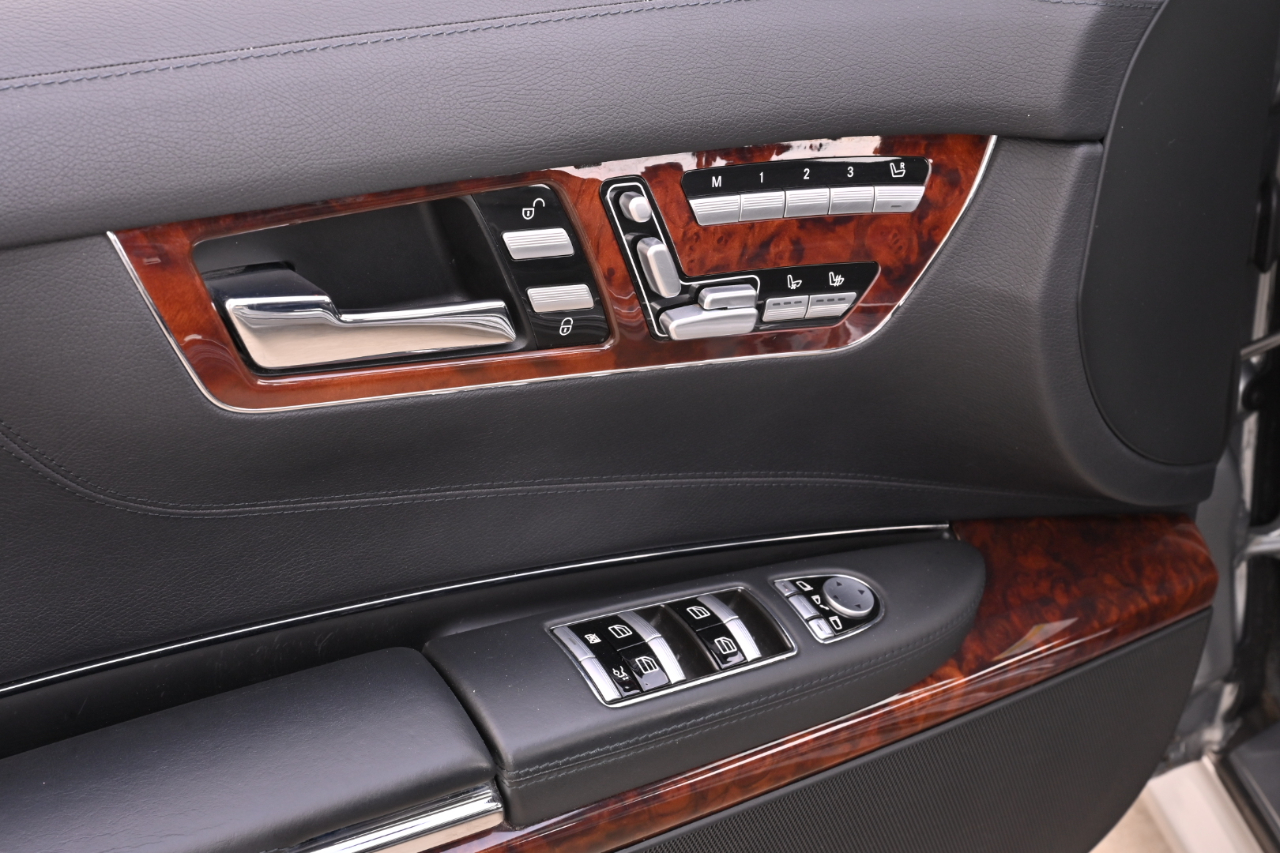 Mercedes-Benz CL-Class  2010