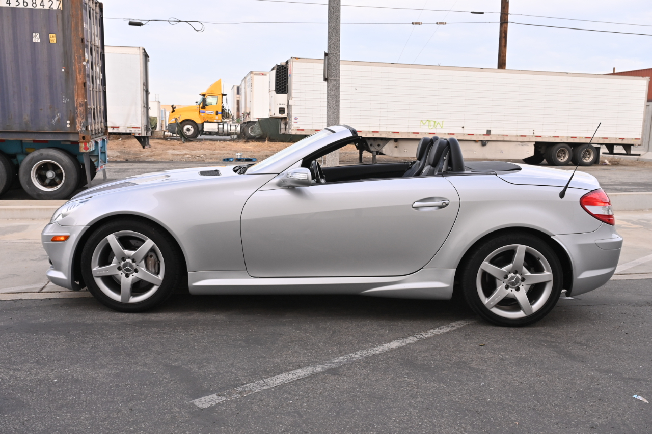 Mercedes-Benz SLK-Class Roadster 3.5L 2005