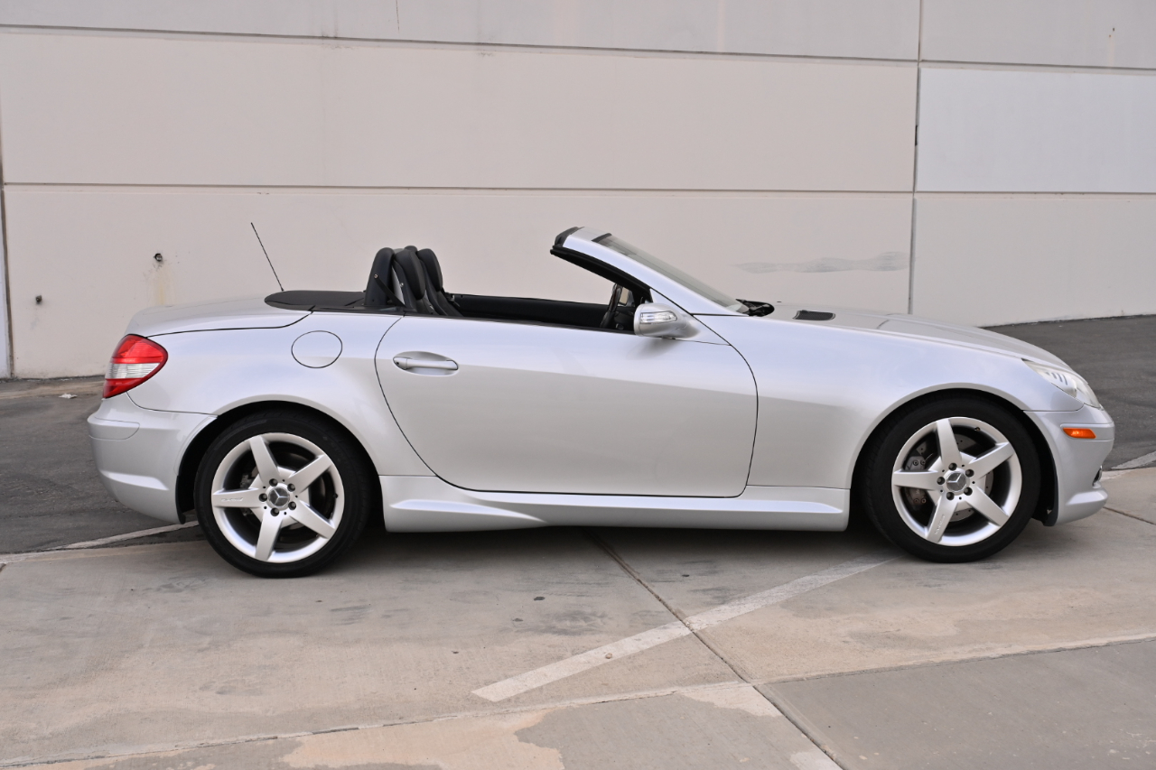 Mercedes-Benz SLK-Class Roadster 3.5L 2005
