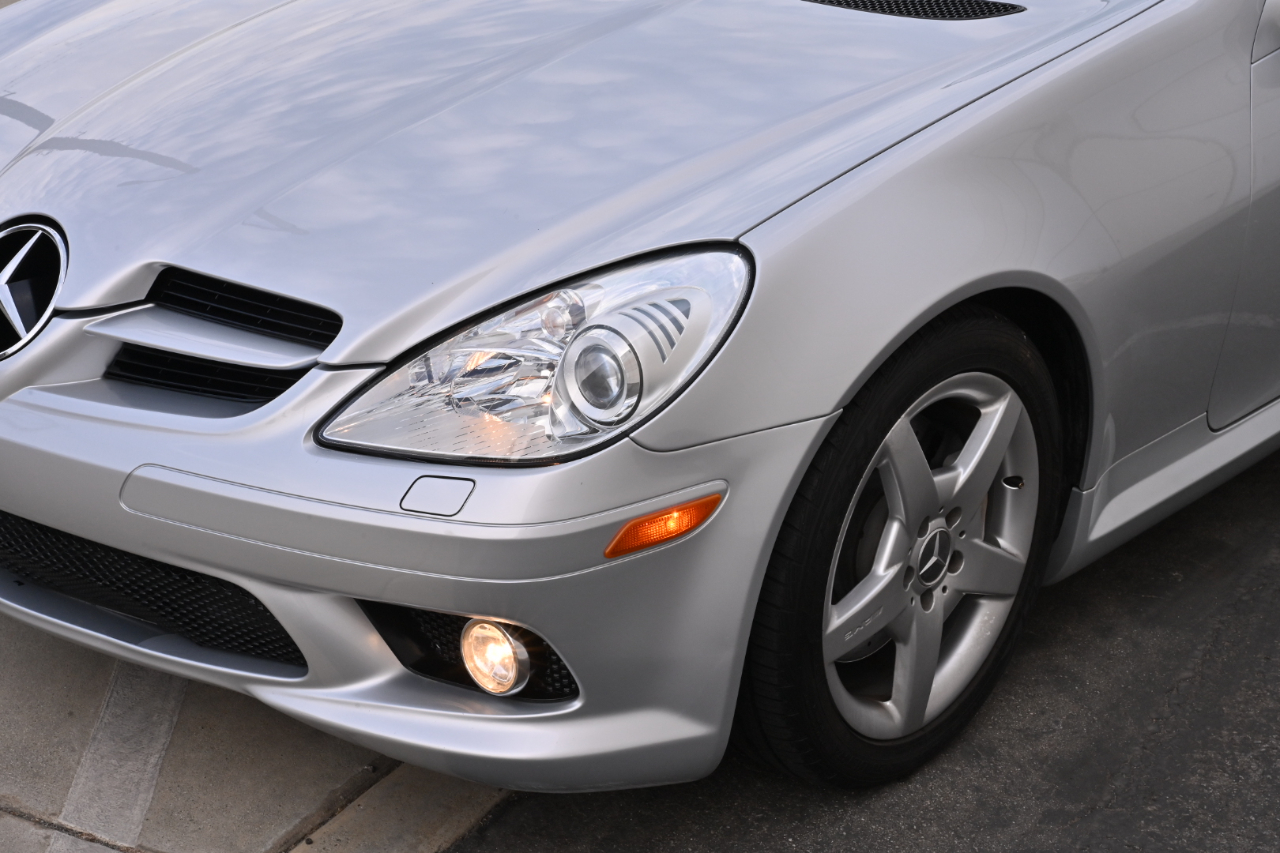 Mercedes-Benz SLK-Class Roadster 3.5L 2005