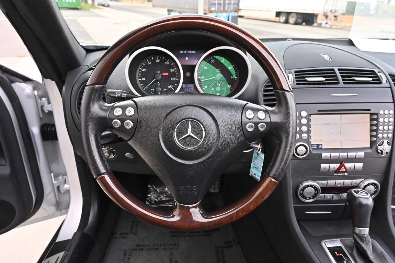 Mercedes-Benz SLK-Class Roadster 3.5L 2005