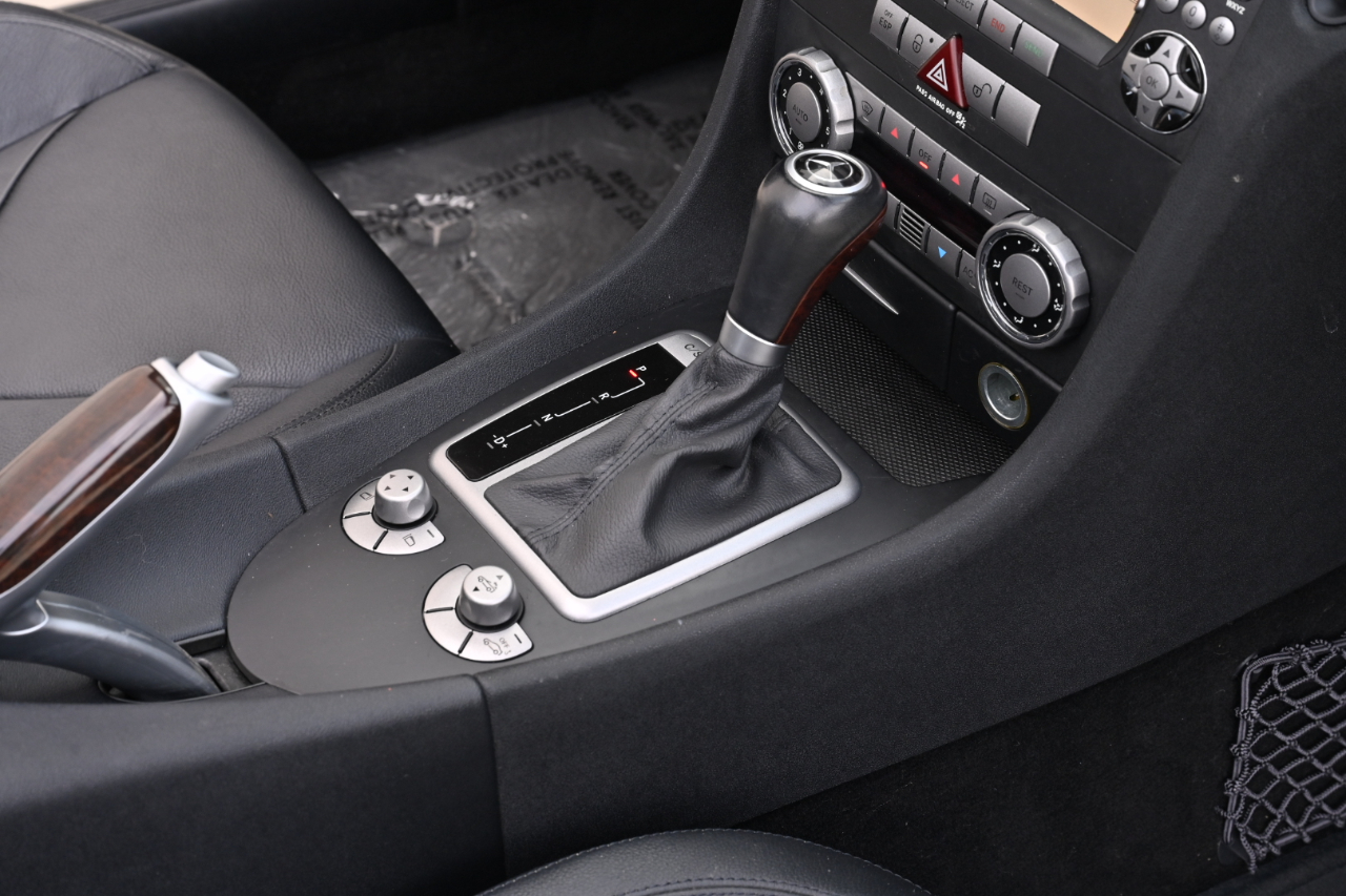 Mercedes-Benz SLK-Class Roadster 3.5L 2005