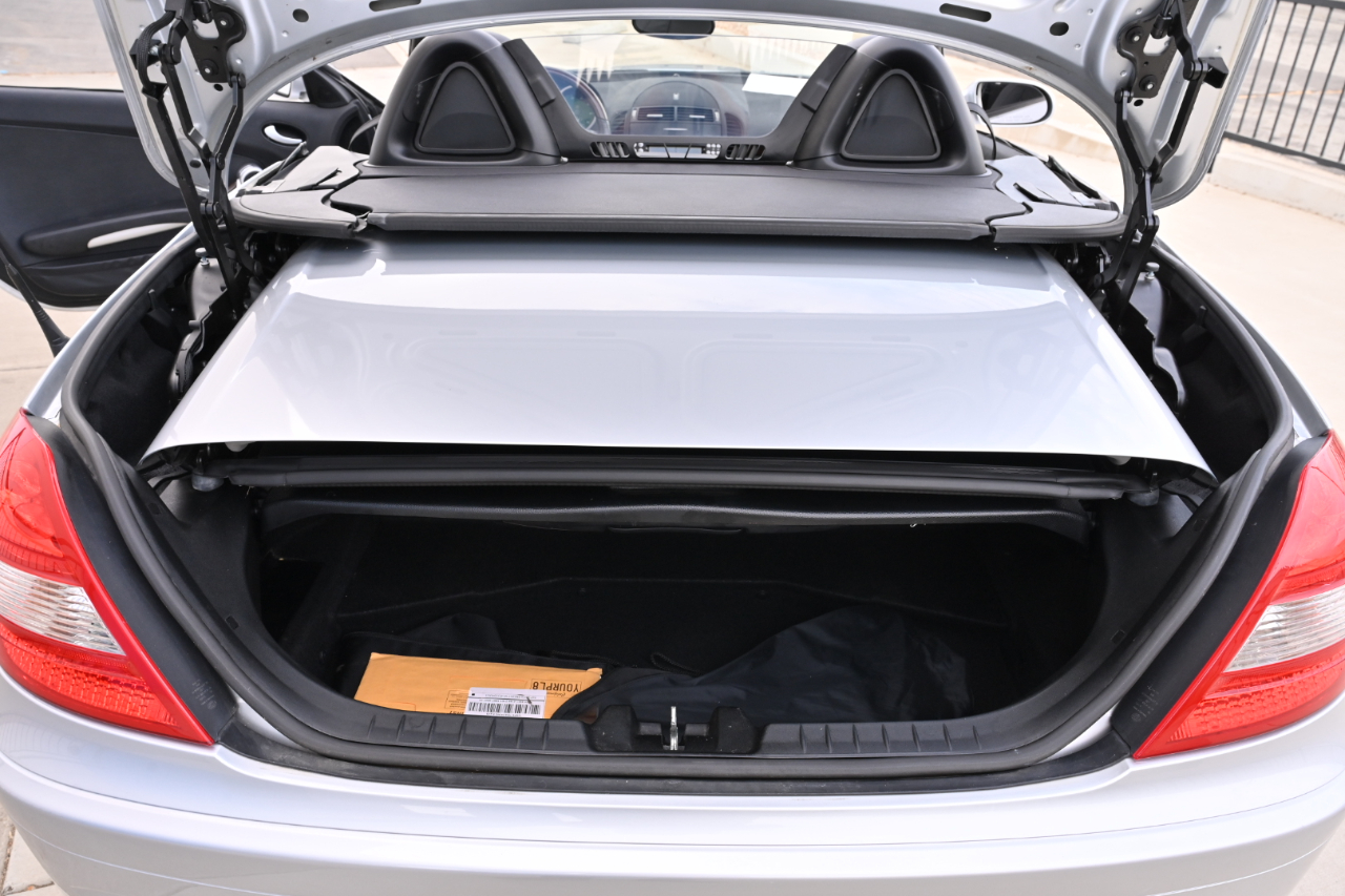 Mercedes-Benz SLK-Class Roadster 3.5L 2005