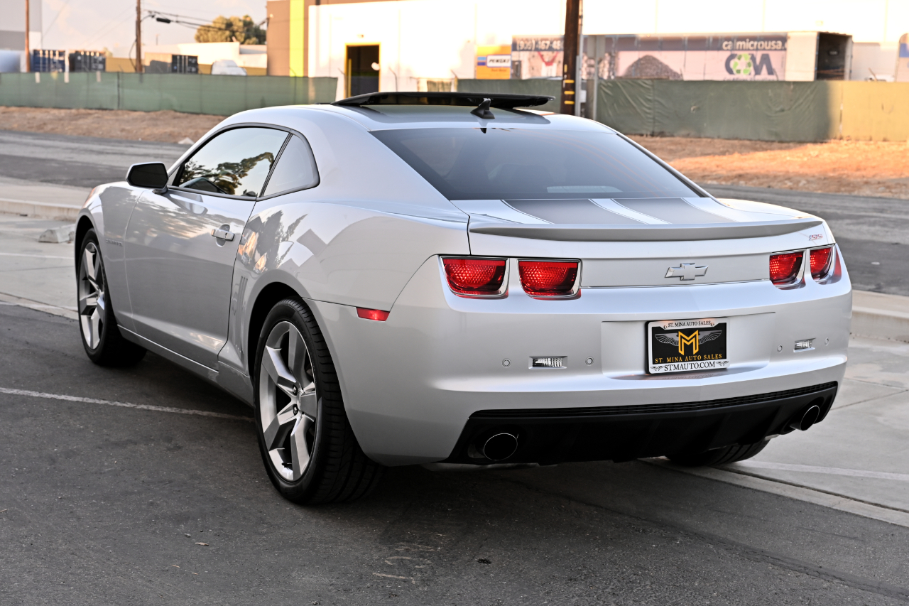 Chevrolet Camaro  2011