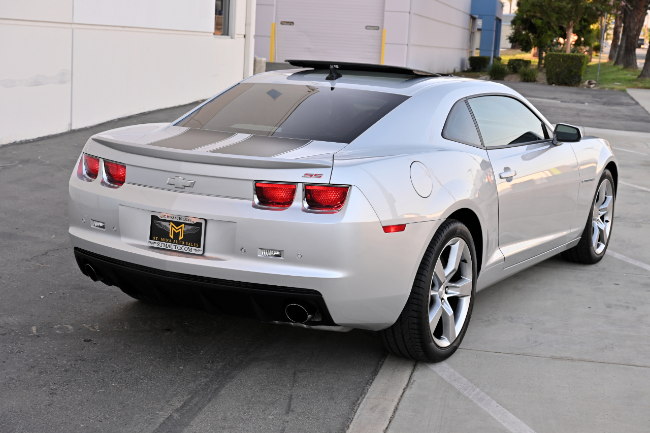 Chevrolet Camaro  2011