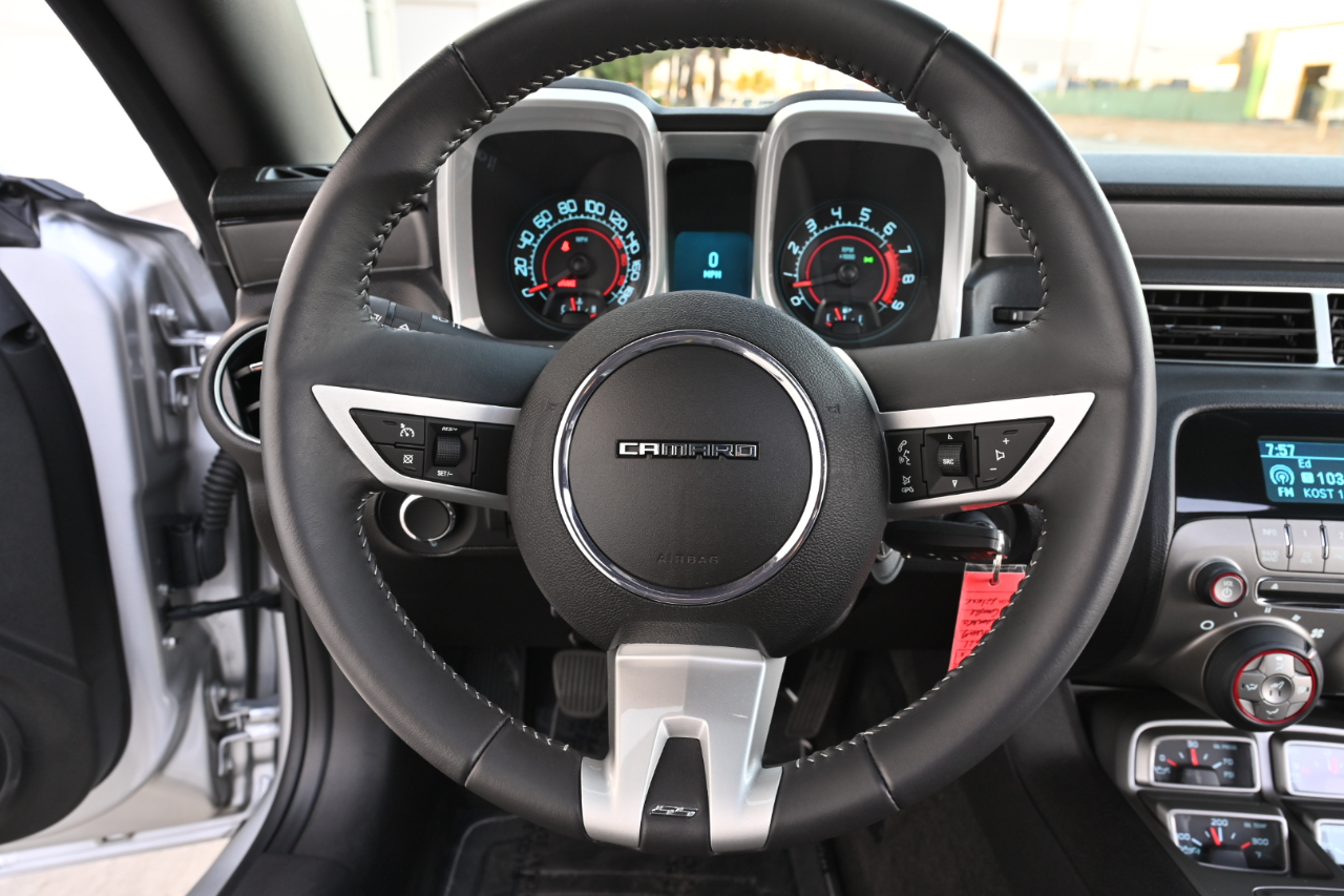 Chevrolet Camaro  2011