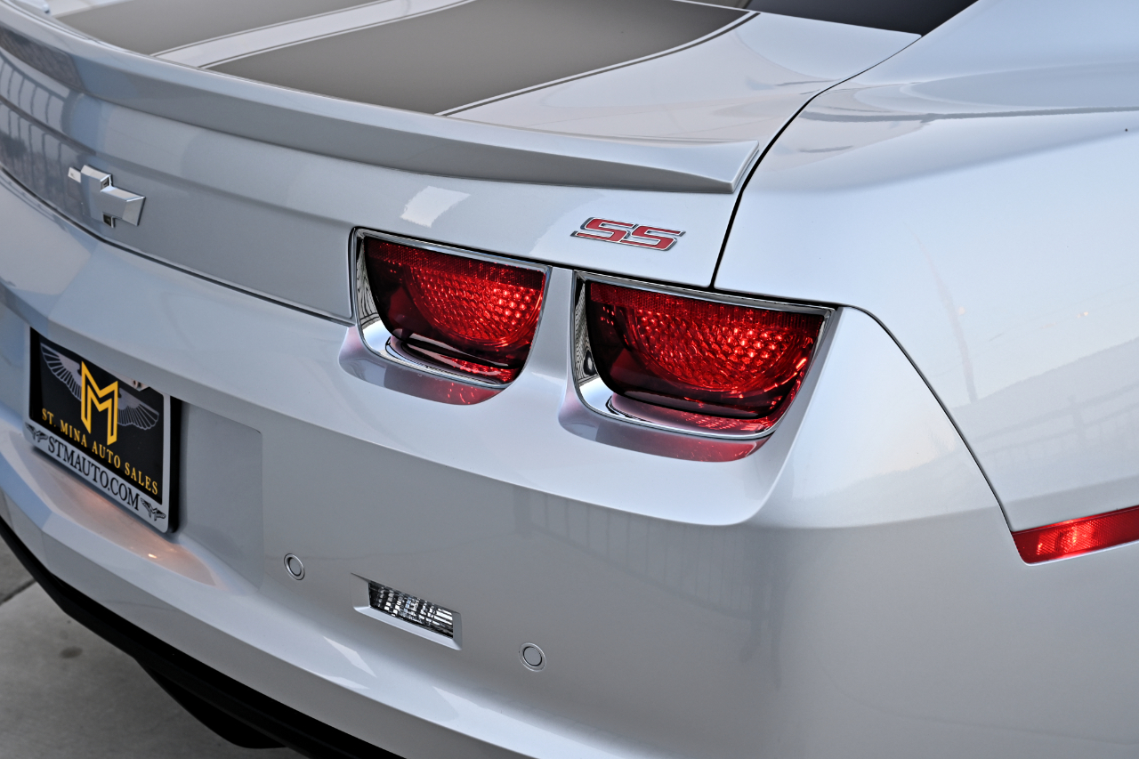 Chevrolet Camaro  2011