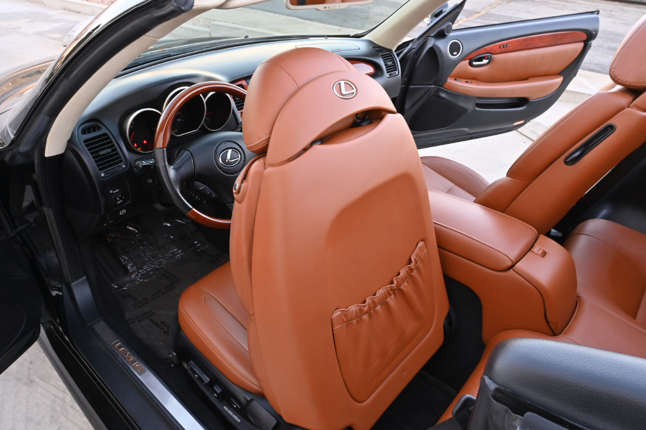 Lexus SC 430 Convertible 2004