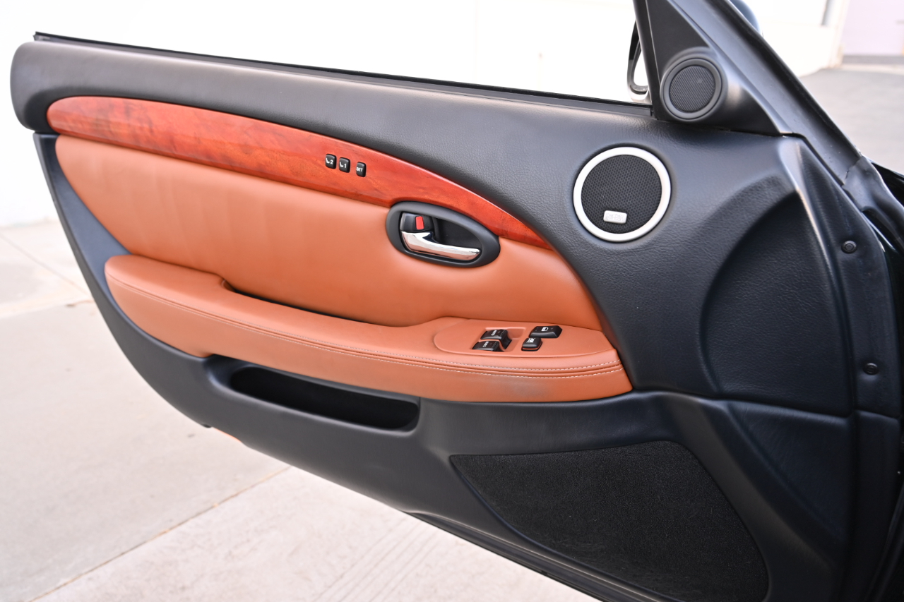 Lexus SC 430 Convertible 2004