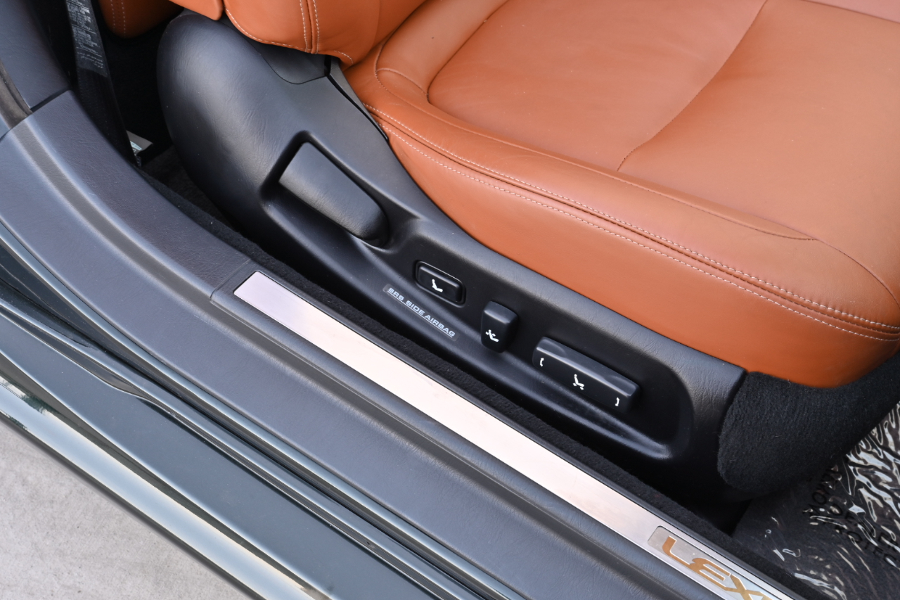 Lexus SC 430 Convertible 2004