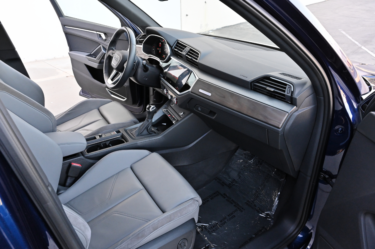 Audi Q3 S line Premium Plus 45 TFSI quattro 2021