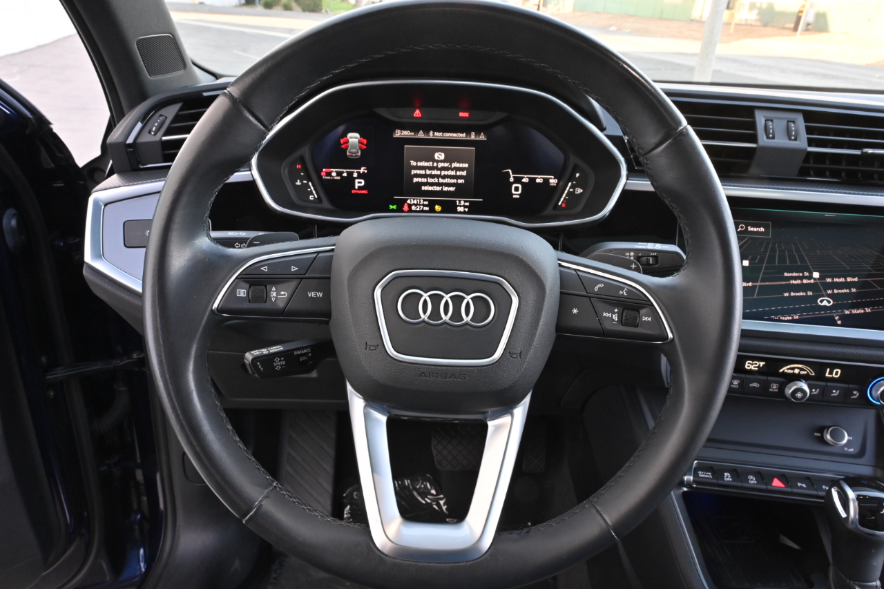 Audi Q3 S line Premium Plus 45 TFSI quattro 2021
