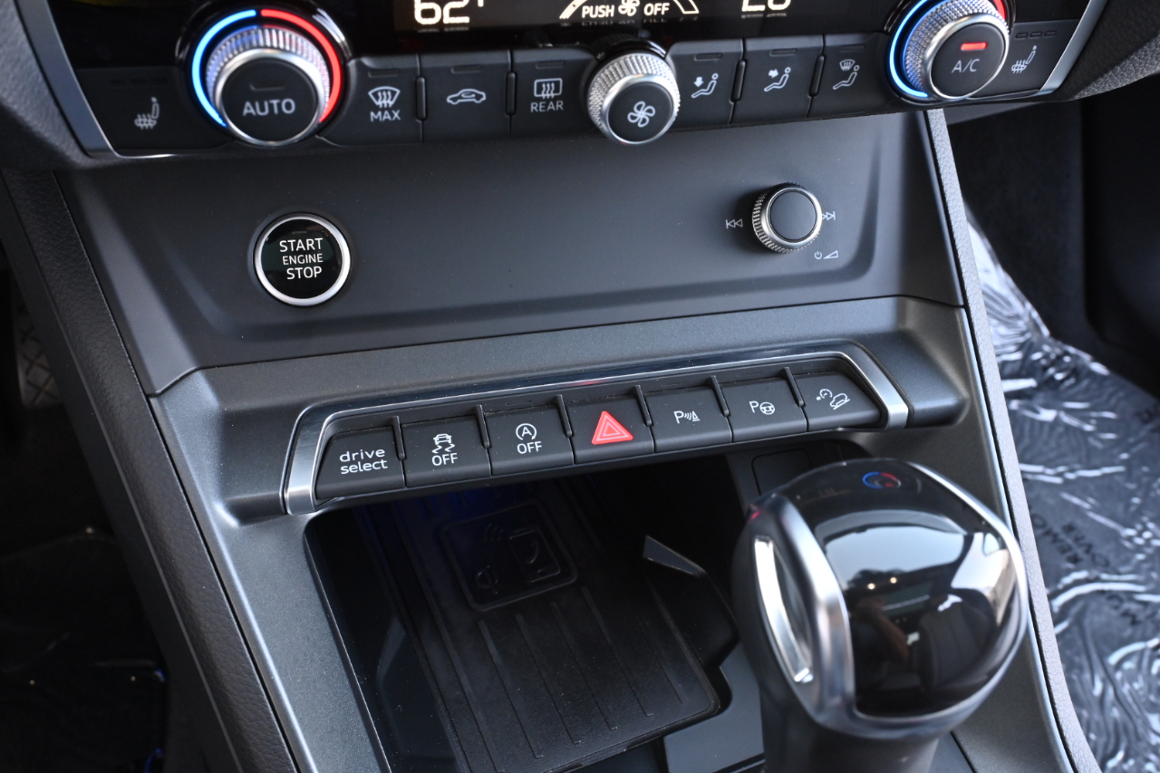 Audi Q3 S line Premium Plus 45 TFSI quattro 2021