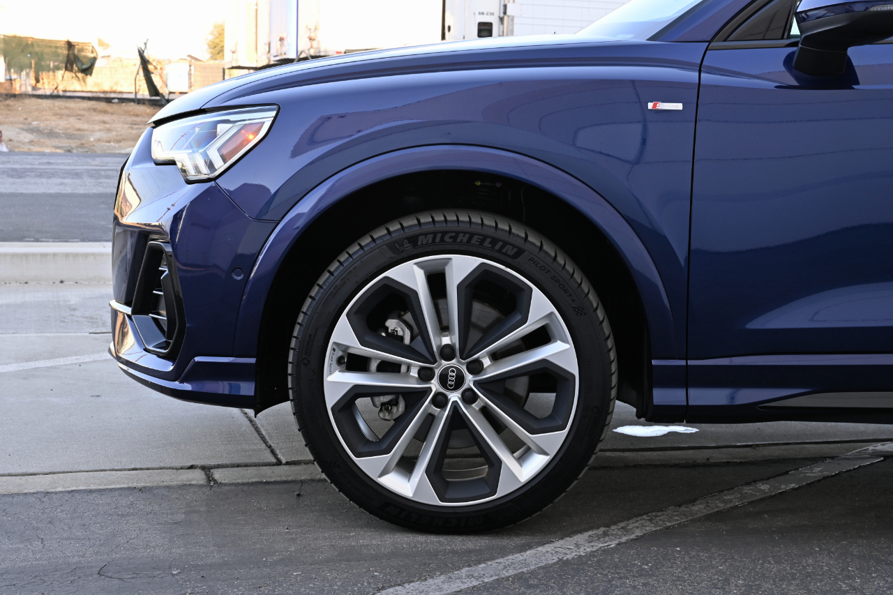 Audi Q3 S line Premium Plus 45 TFSI quattro 2021