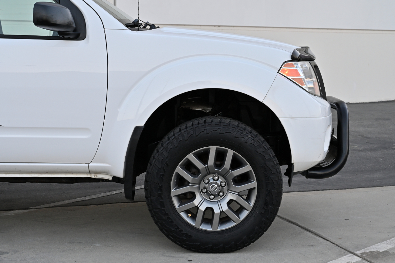 Nissan Frontier 4WD King Cab Auto SV 2012