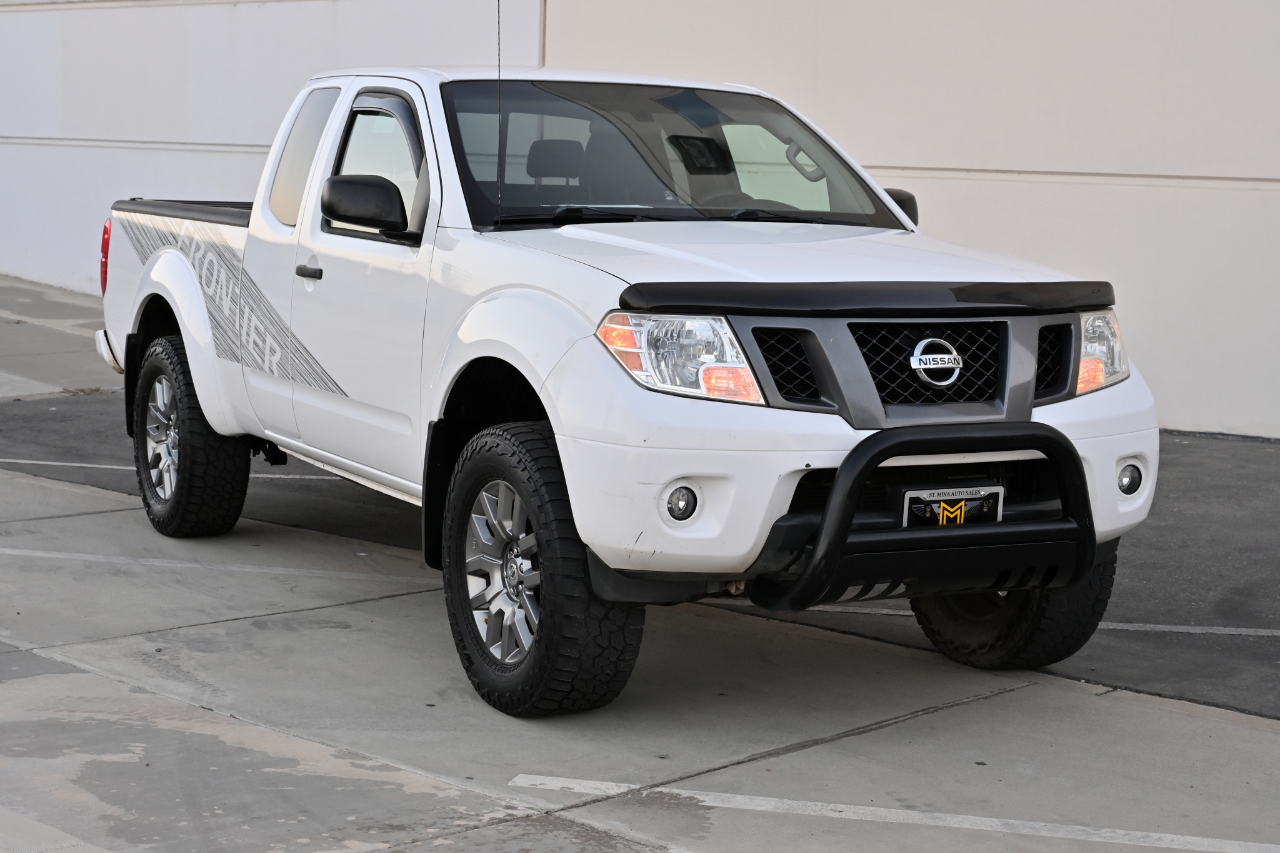 Nissan Frontier 4WD King Cab Auto SV 2012