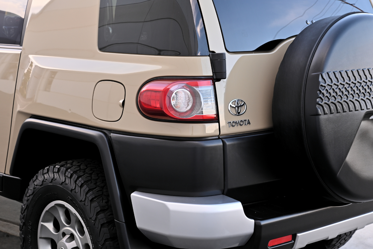 Toyota FJ Cruiser 4WD 2013