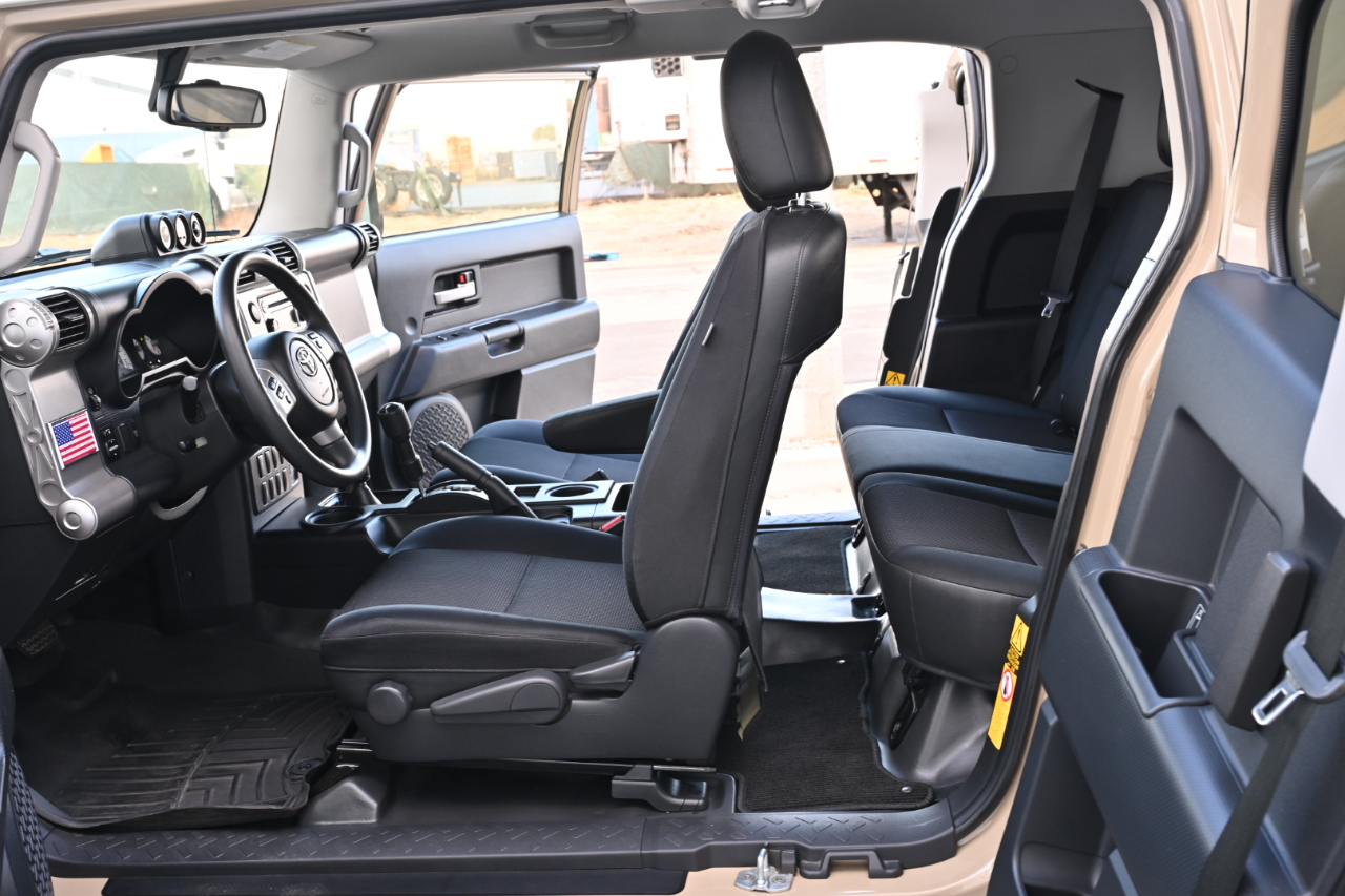 Toyota FJ Cruiser 4WD 2013