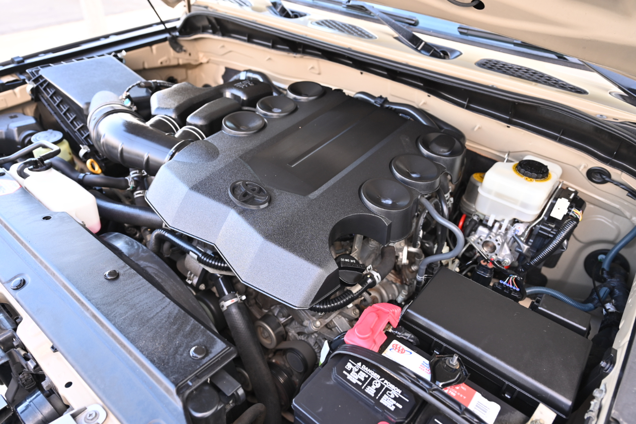 Toyota FJ Cruiser 4WD 2013