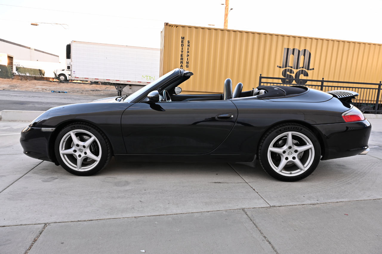 Porsche 911  2004