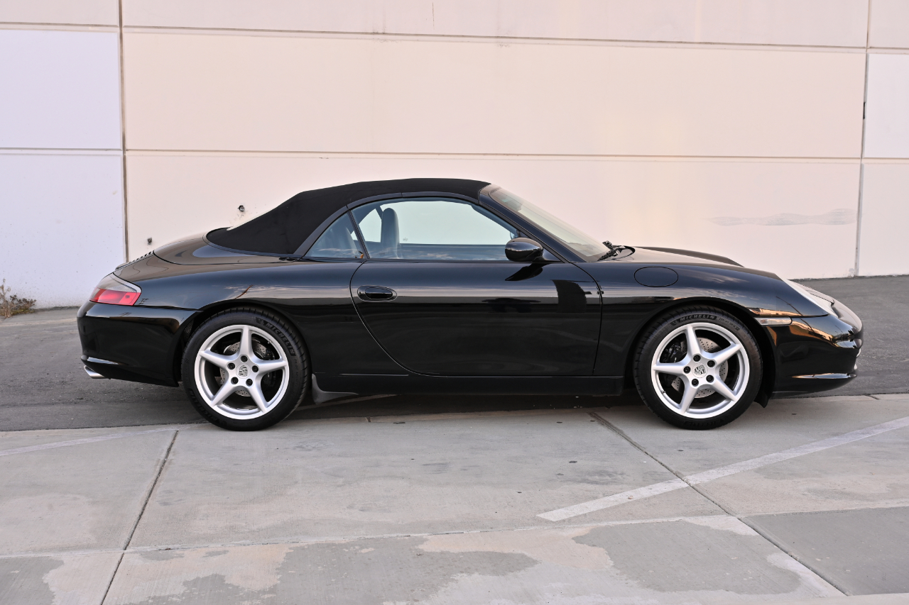 Porsche 911  2004