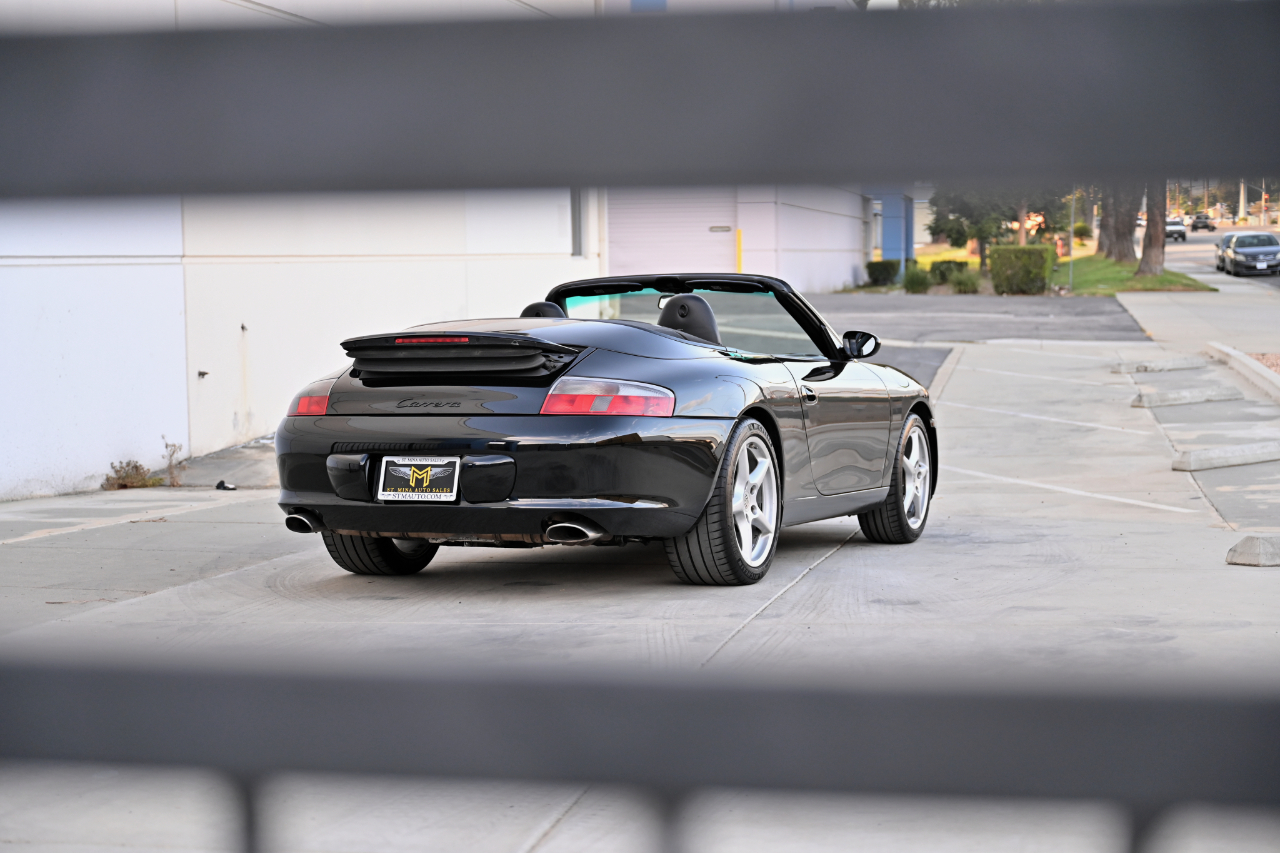 Porsche 911  2004