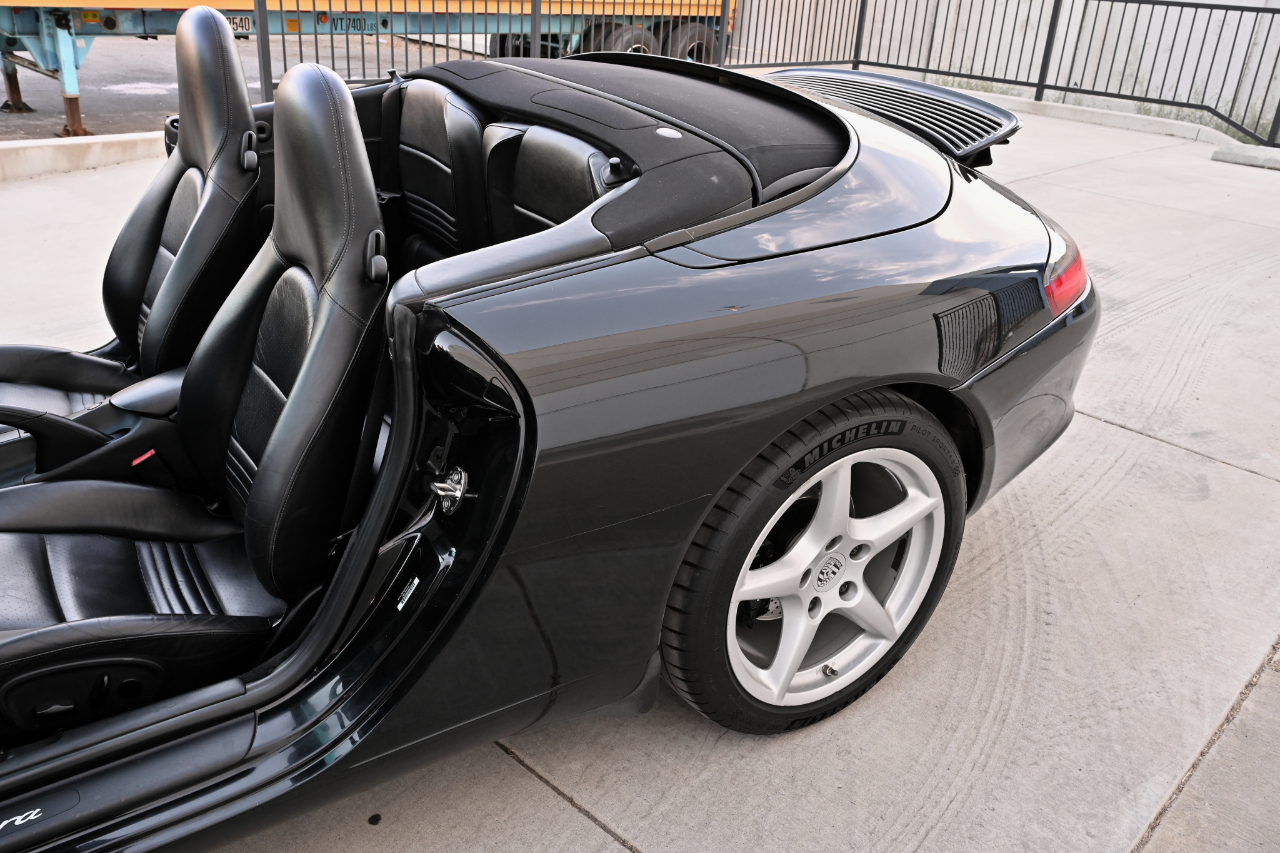 Porsche 911  2004