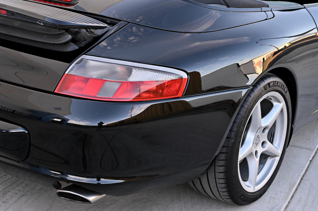 Porsche 911  2004