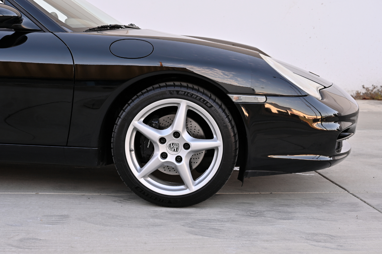 Porsche 911  2004