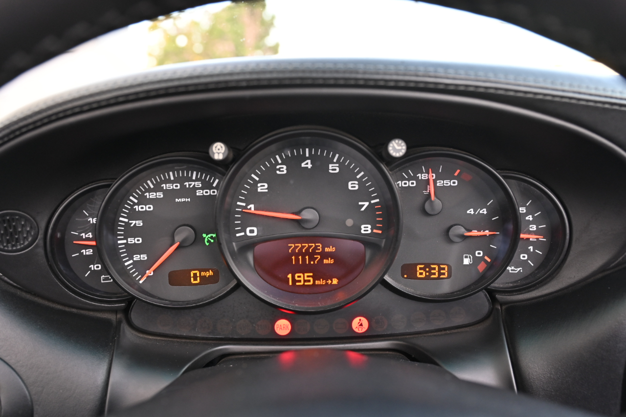 Porsche 911  2004