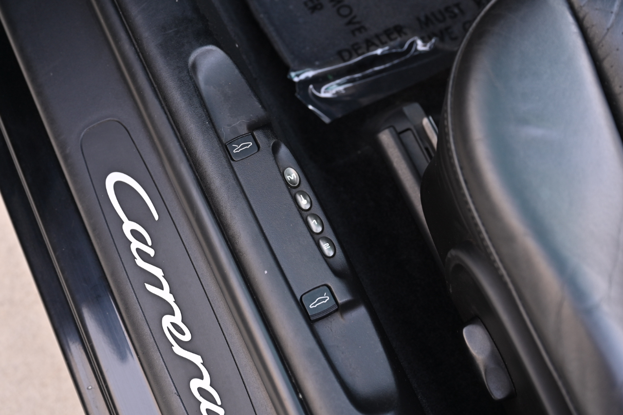 Porsche 911  2004